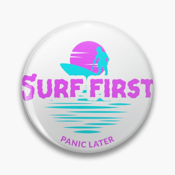 Artikelvorschau, Surfen geht vor Panik – T-Shirt entworfen und verkauft von konaheddesigns.