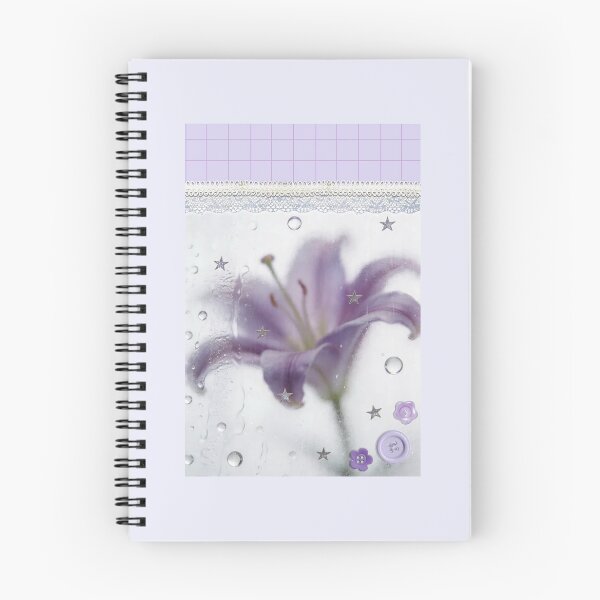 Artikelvorschau, Sammelalbum mit lila Blumen entworfen und verkauft von PrincessHojoon.