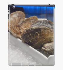 Closed oysters on ice iPad Case/Skin