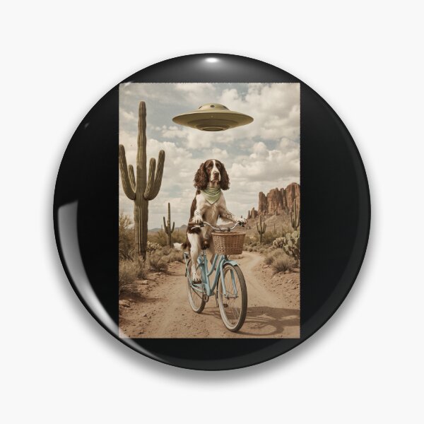 Artikelvorschau, Englischer Springer Spaniel fährt Fahrrad Wilder Westen Western UFO Hundeliebhaber entworfen und verkauft von dian-rody-crest.