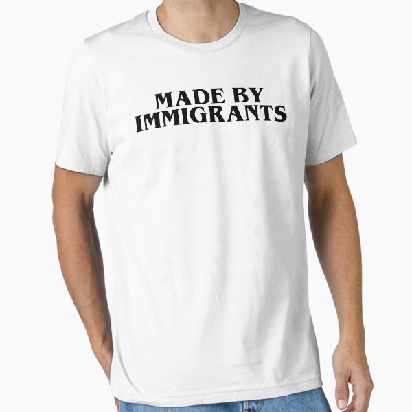 Vista previa del artículo con la obra «Hecho por inmigrantes», diseñado y vendido por emphatic.