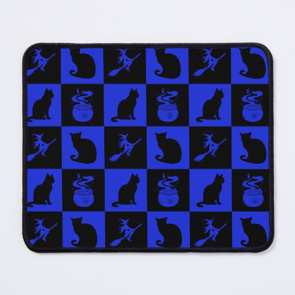 Aperçu de l'œuvre Grille bleue d'Halloween, chats sorcières et chaudron créée et vendue par Uniquely Yours.