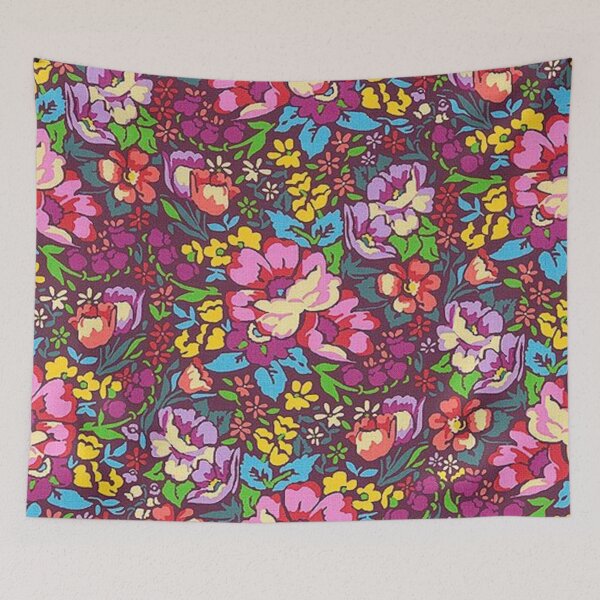 Item preview, Aguila Genial Disfrutando de una Piña Colada designed and sold by JonysCreativeDesigns.