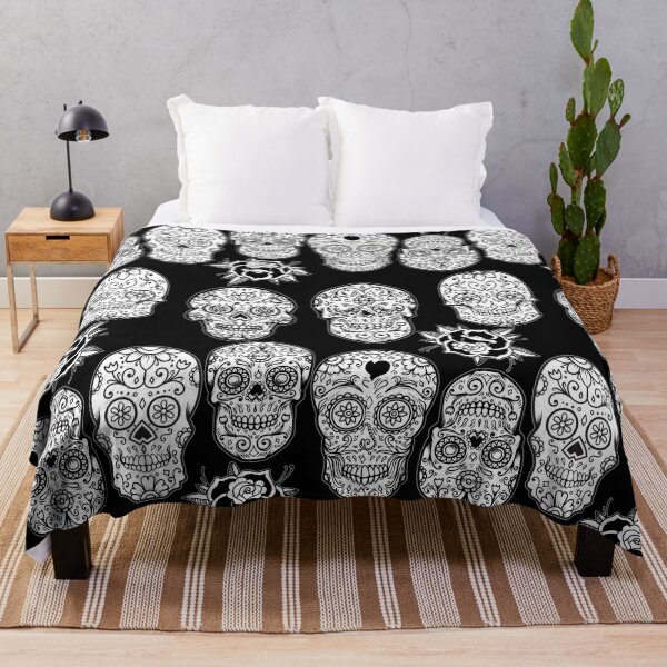 Item preview, Skull pattern designed and sold by Ashtreemeadow.