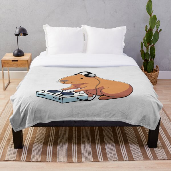 Artikelvorschau, DJ Capybara entworfen und verkauft von MiaBellaGirl.