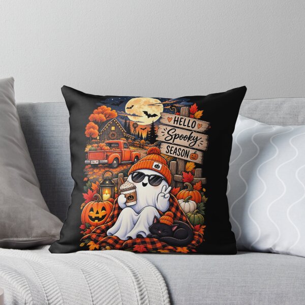 Artikelvorschau, Fröhliche Gruselsaison | Gemütliches Halloween-Geist- und schwarzes Katzenmotiv | Niedliches Kürbis-Herbstdesign entworfen und verkauft von TheAllInStore.