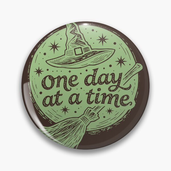 Artikelvorschau, Vintage Spell Broom Magic Halloween Spooky Inspirational Witch One Day At A Time Quote entworfen und verkauft von Connys Colorful World.