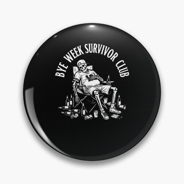 Artikelvorschau, Bye Week Survivor Skeleton Relaxing Gridiron entworfen und verkauft von snowry.