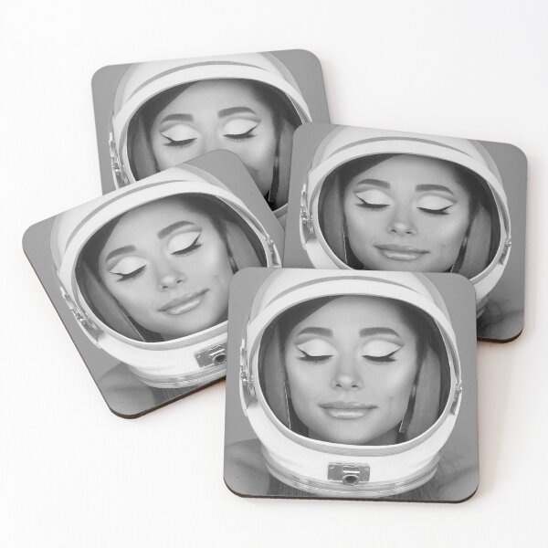 Item preview, astronaut singer designed and sold by vasoce.