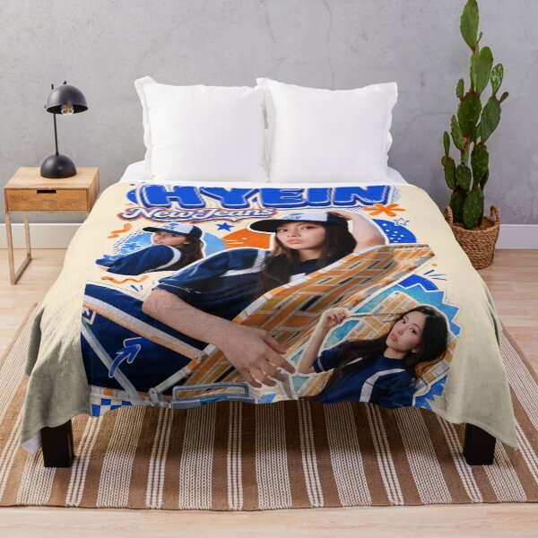 Item preview, Hyein Minji Hanni Haerin Danielle (KPOP) designed and sold by jaofnn.