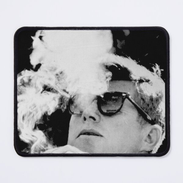Artikelvorschau, JFK raucht mit Sonnenbrille, John F. Kennedy mit Zigarre entworfen und verkauft von guerdouhhamada.