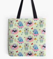 Beach animals - green Tote Bag