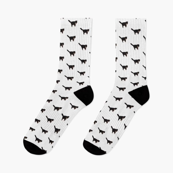 Aperçu de l'œuvre Chat noir et blanc, te regardant, créée et vendue par LinkFamilyStore.