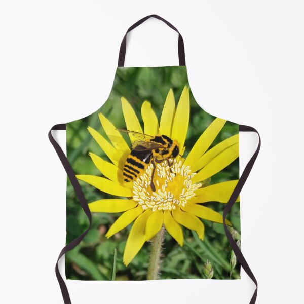 Item preview, Blooming Bee designed and sold by Just Carina.