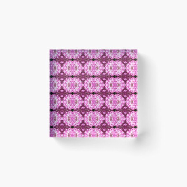Item preview, Spotted pink petunia, photo pattern designed and sold by lyloubeaupere.