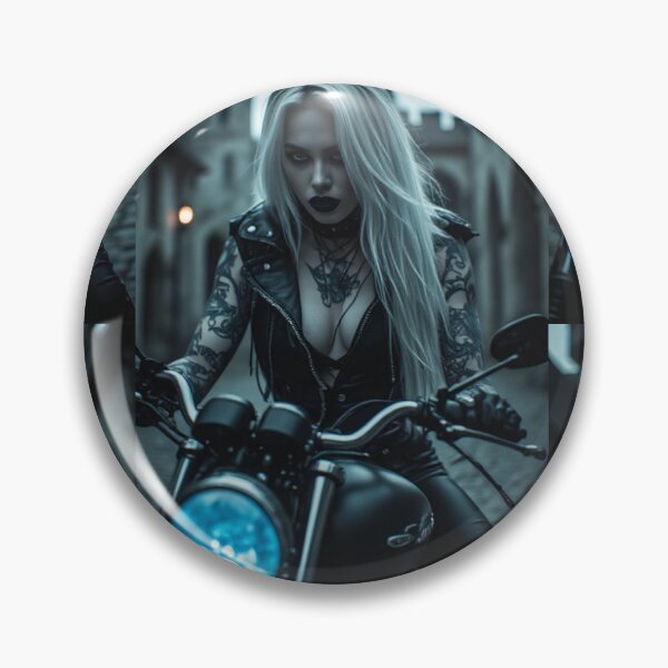 Artikelvorschau, Düstere Gothic-Vampir-Bikerin entworfen und verkauft von TheDarkWardrobe.