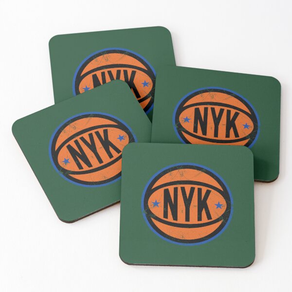 Aperçu de l'œuvre T-shirt noir NYK Retro Ball créée et vendue par Eptxzookeepers.