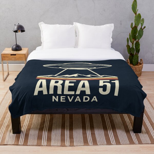 Item preview, Platillo OVNI retro del Área 51 de Nevada designed and sold by VoglR.