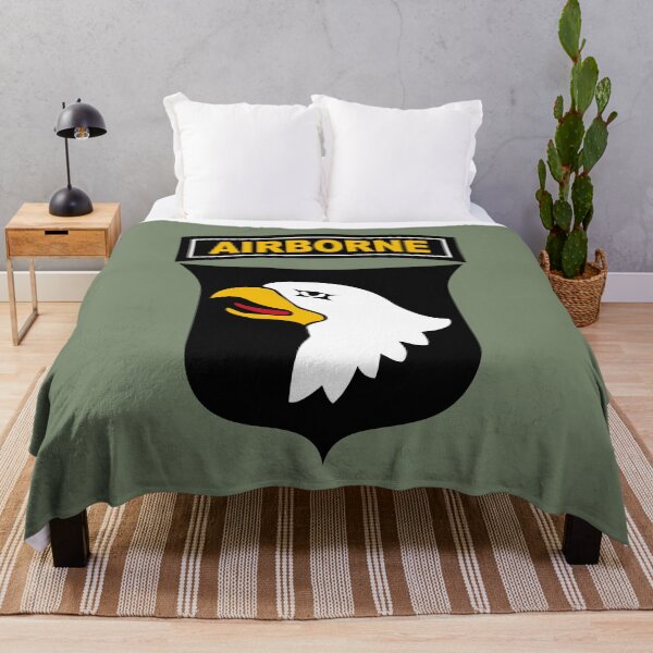 Aperçu de l'œuvre 101e division aéroportée (armée américaine) créée et vendue par wordwidesymbols.