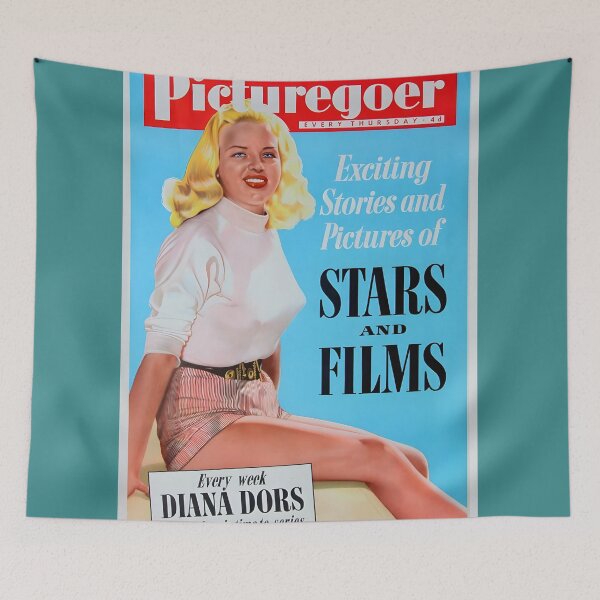 Aperçu de l'œuvre Affiche pin-up vintage du magazine Picturegoer avec Diana Dors créée et vendue par Cool Robot Bro..