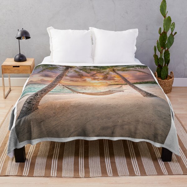 Aperçu de l'œuvre Beach Hammock In Paradise créée et vendue par Home Decor Art.