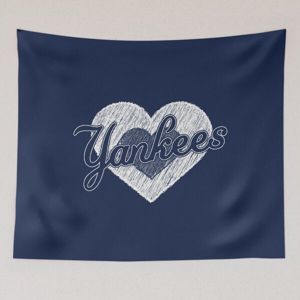 Artikelvorschau, Vintage Yankees Herz-Anhänger im Used-Look – Fanartikel für Sportfans und Teamgeist entworfen und verkauft von RockTheFeal.