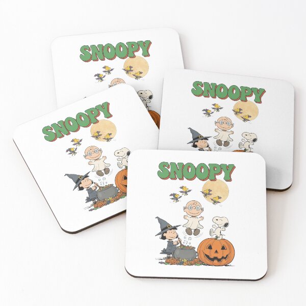 Aperçu de l'œuvre Citrouille d'Halloween avec Snoopy et ses personnages créée et vendue par apamictryArt.