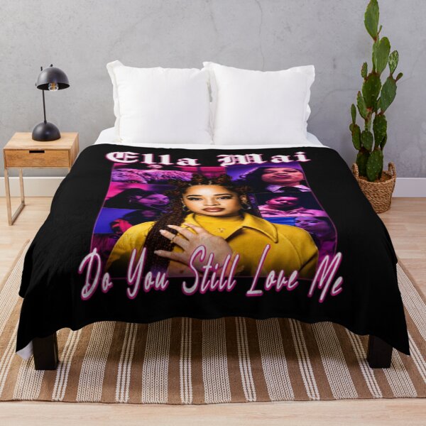 Item preview, Gira de Ella Mai "¿Todavía me amas?" designed and sold by LittleHugHouse.