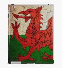 Grunge Wales Flagge iPad-Hülle & Klebefolie