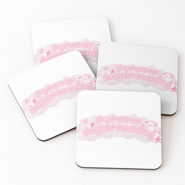 Aperçu de l'œuvre Autocollant rose girly « Rêverie éternelle » créée et vendue par Prettily little designs .