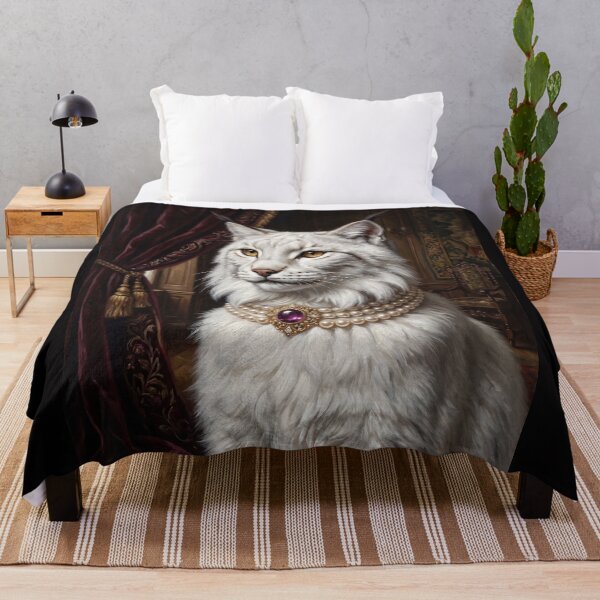 Artikelvorschau, Halskette aus weißem Luchs-Amethyst-Perlen entworfen und verkauft von The Real Beast Art.