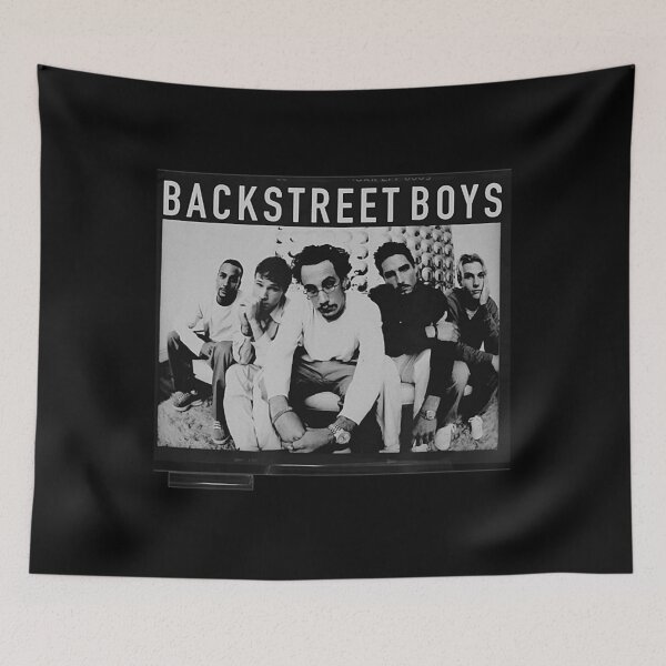 Aperçu de l'œuvre Backstreet Essential créée et vendue par krowsunna.