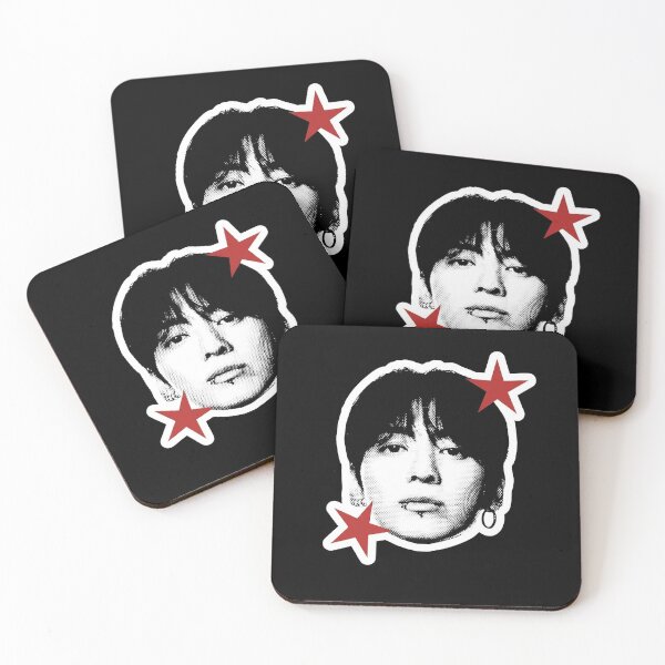 Artikelvorschau, BTS Jungkook Red Stars Halbtonporträt entworfen und verkauft von camronrufuh.