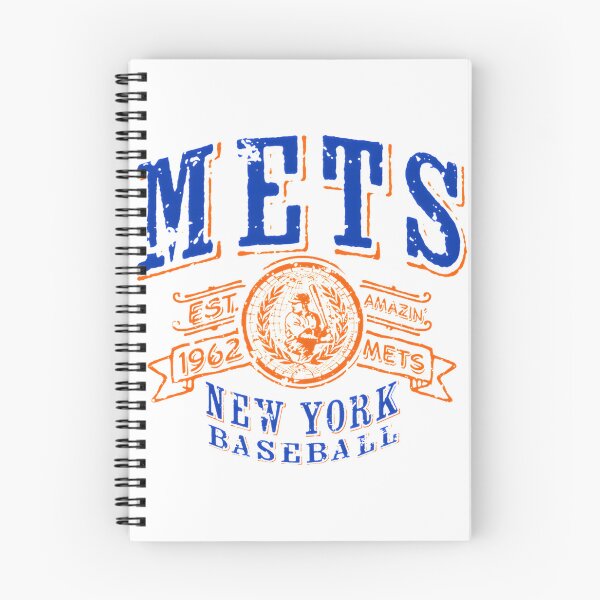 Aperçu de l'œuvre T-shirt vintage des Mets de New York – Logo rétro classique des Mets | Le cadeau idéal pour vous et vos amis créée et vendue par aymannation.