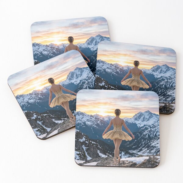Aperçu de l'œuvre danseuse de ballet dans les montagnes créée et vendue par cutegiftcore.