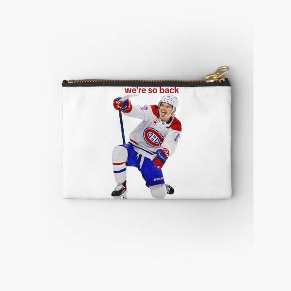 Artikelvorschau, Cole Caufield „Wir sind zurück“-Aufsteller | Montreal Canadiens entworfen und verkauft von Ferne Reacts.