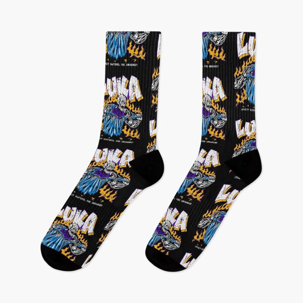 Aperçu de l'œuvre Luka Skeleton Flames Basketball Streetwear Graphic créée et vendue par JacobPerr97926.