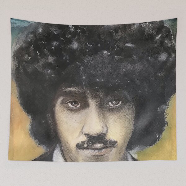 Artikelvorschau, Phil Lynott Bleistiftporträt – Handgemalter Kunstdruck der Rocklegende Thin Lizzy entworfen und verkauft von ConorKeeganArt.