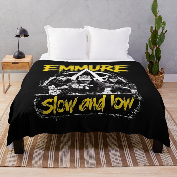 Aperçu de l'œuvre Emmure Lent et Bas créée et vendue par Mykittens69.