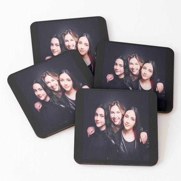 Item preview, Retrato de tres amigos felices designed and sold by AnshitArt.