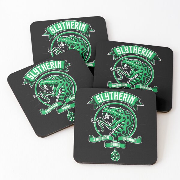 Artikelvorschau, Damen-T-Shirt mit V-Ausschnitt und Aufnäher mit Slytherin-Charaktereigenschaften aus Harry Potter. entworfen und verkauft von darceytluleeqfu.