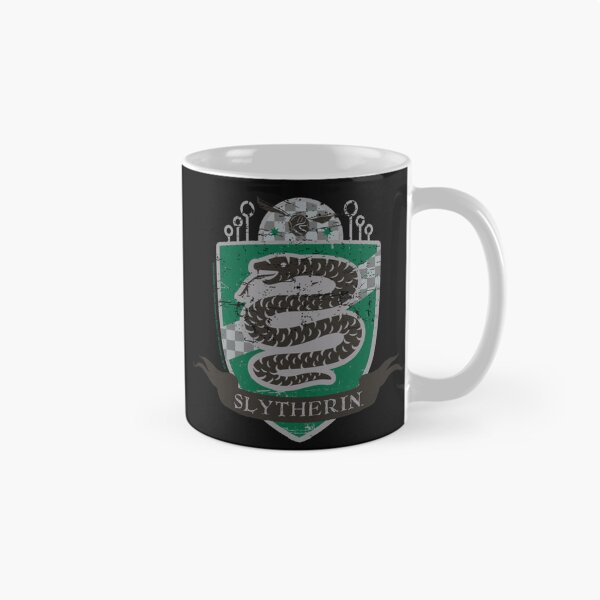 Artikelvorschau, HP Slytherin Quidditch-Schild (Beschädigt) entworfen und verkauft von darceytluleeqfu.