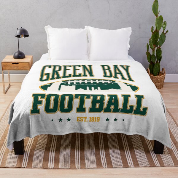 Artikelvorschau, Green Bay Football Skyline Est 1919 T-Shirt entworfen und verkauft von SherryMoo94343.
