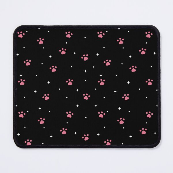 Aperçu de l'œuvre Motif sans couture d'empreintes de pattes roses mignonnes et d'étoiles blanches sur fond noir créée et vendue par MathuraPresent.