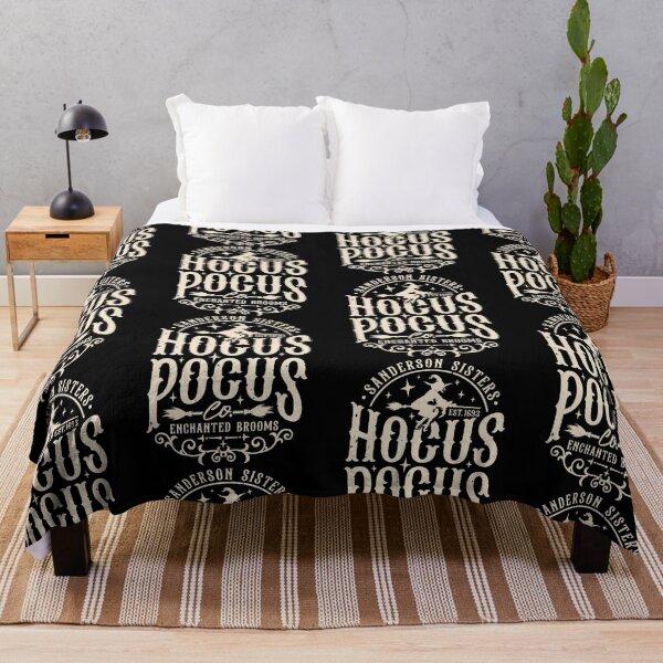 Artikelvorschau, Hocus Pocus Zauberbesen Vintage-Hexendesign entworfen und verkauft von camronrufuh.