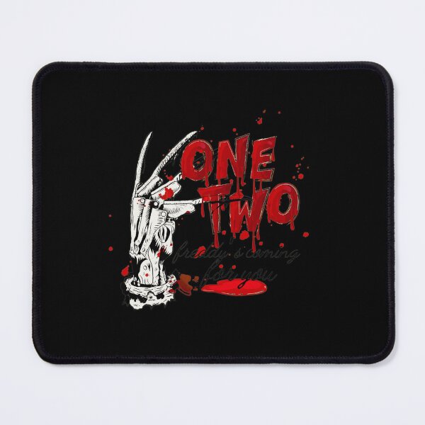 Artikelvorschau, Nightmare Slasher Glove Horror Fan Tee entworfen und verkauft von Christine59003.