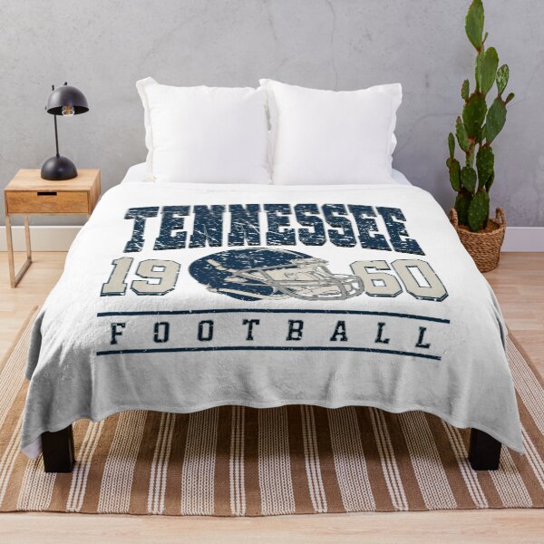 Artikelvorschau, Tennessee Football 1960 Retro Vintage Grafik entworfen und verkauft von SarahWood24659.