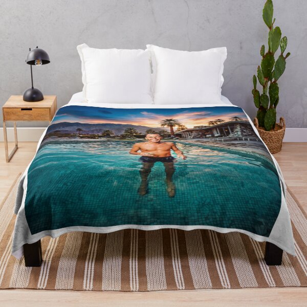 Artikelvorschau, Frank Sinatra Portrait Palm Springs entworfen und verkauft von Home Decor Art.