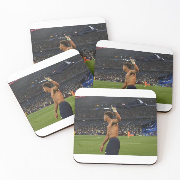 Aperçu de l'œuvre Désiré Doué celebrates for PSG in the UEFA 2025 Champions League Final créée et vendue par STFPhotoAgency.