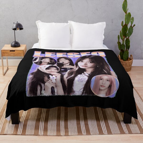 Artikelvorschau, Retro Kpop Idol Fan Collage entworfen und verkauft von douglashold.